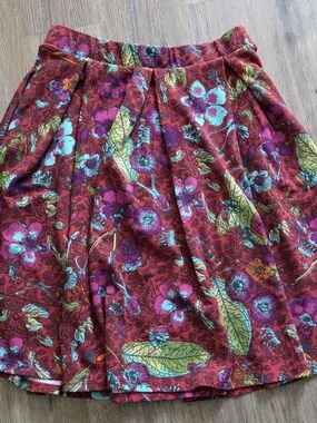 Women's Floral Red Pleated Skirt